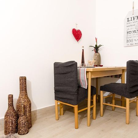 Apartments Divina ดูบรอฟนิก ภายนอก รูปภาพ